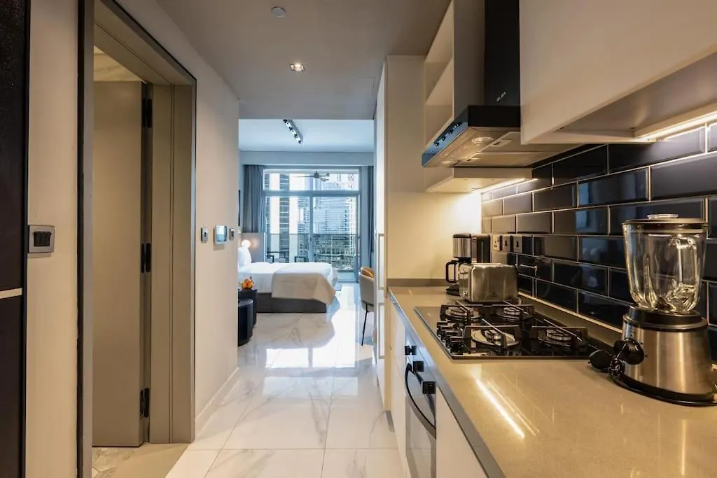 Chic Studio Apt, Near To Dubai Mall With Canal Views - 1623 Apartment
