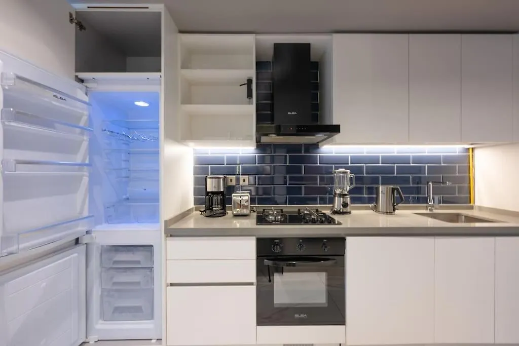 Apartment Chic Studio Apt, Near To Dubai Mall With Canal Views - 1623